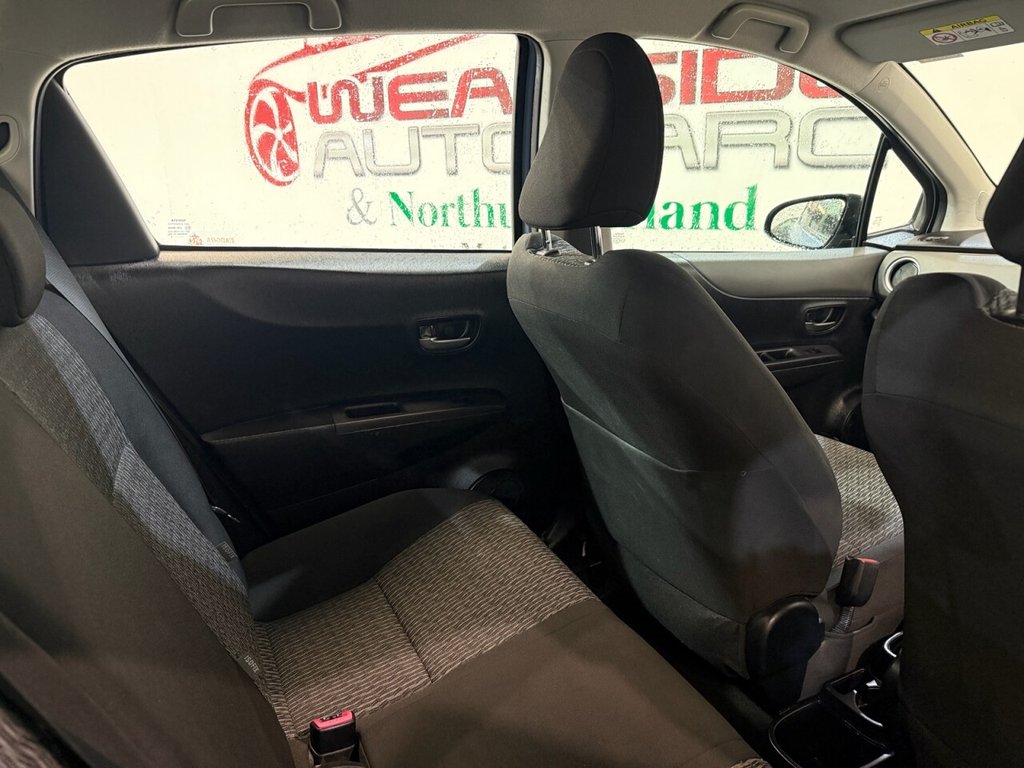Used Toyota Yaris 2014 for sale - 76210800: Photo 29