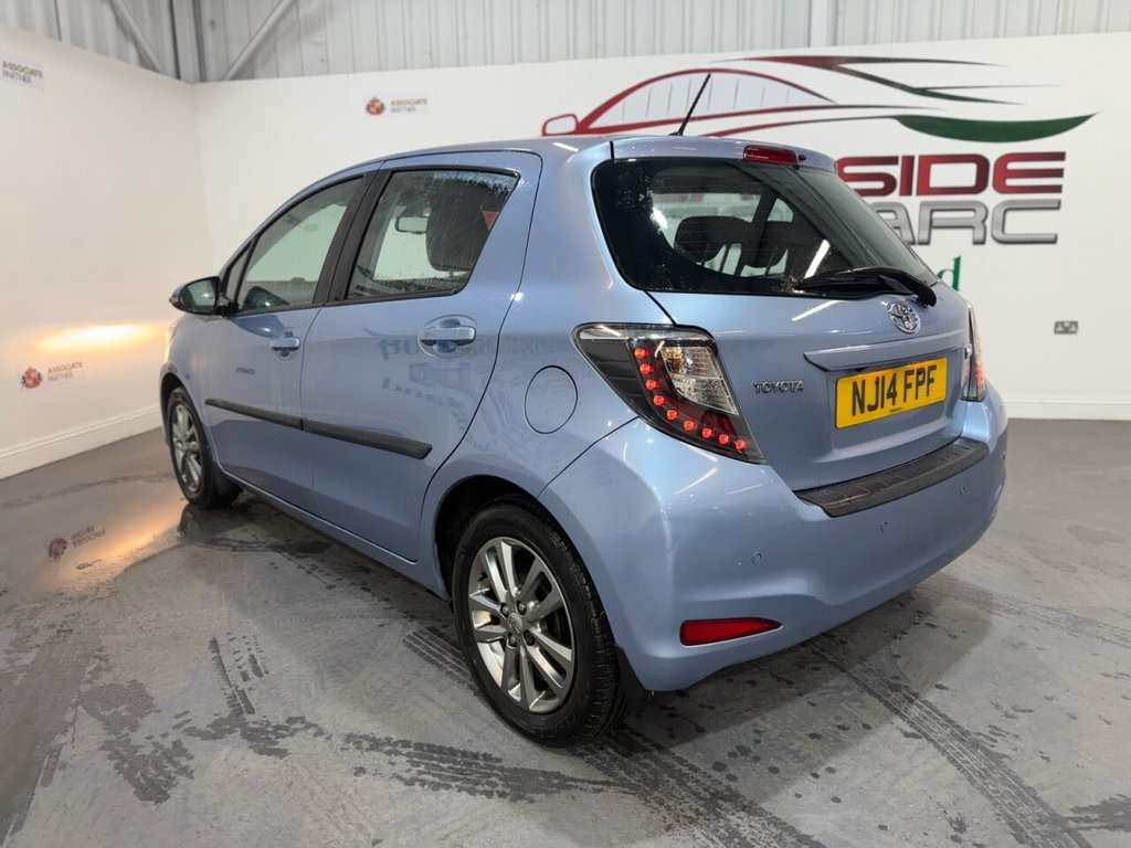 Used Toyota Yaris 2014 for sale - 76210800: Photo 40