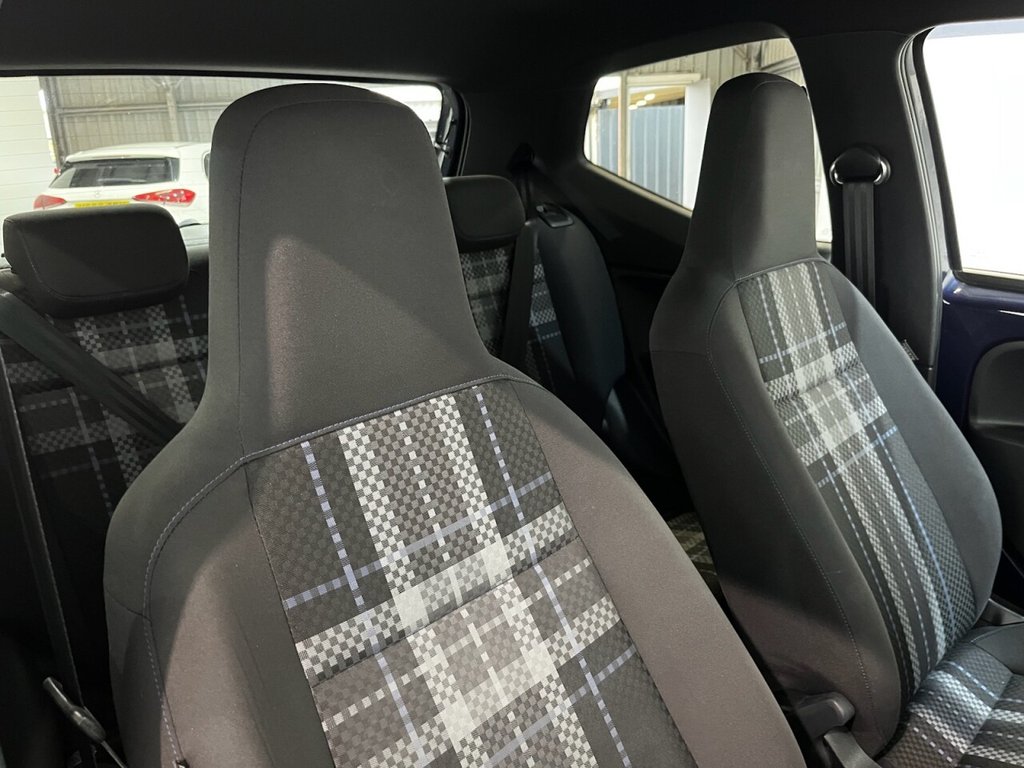 Used Volkswagen up! 2016 for sale - 76235324: Photo 15