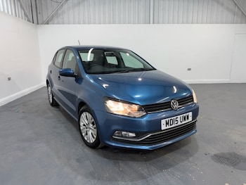 Used Volkswagen Polo 2015 for sale - 79142080: Photo