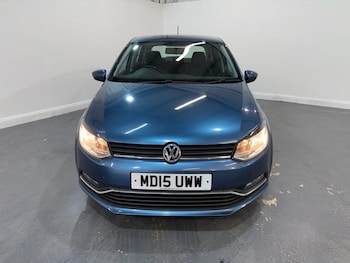 Used Volkswagen Polo 2015 for sale - 79142080: Photo