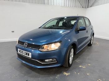 Used Volkswagen Polo 2015 for sale - 79142080: Photo