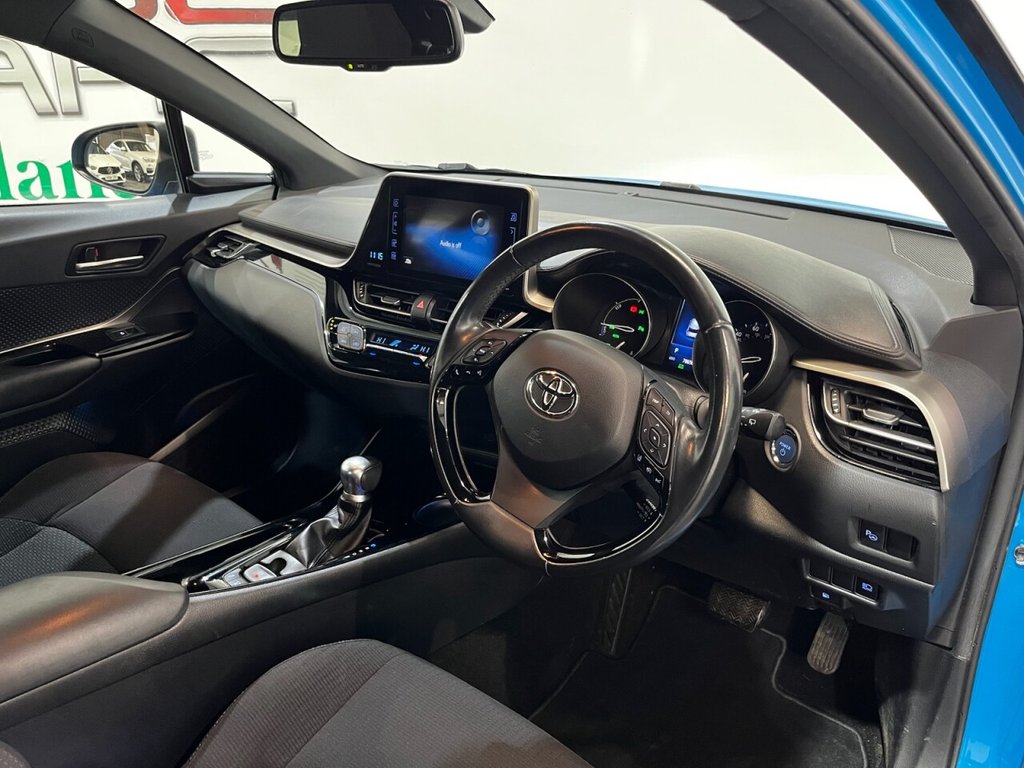 Used Toyota C-HR 2018 for sale - 77133175: Photo 14