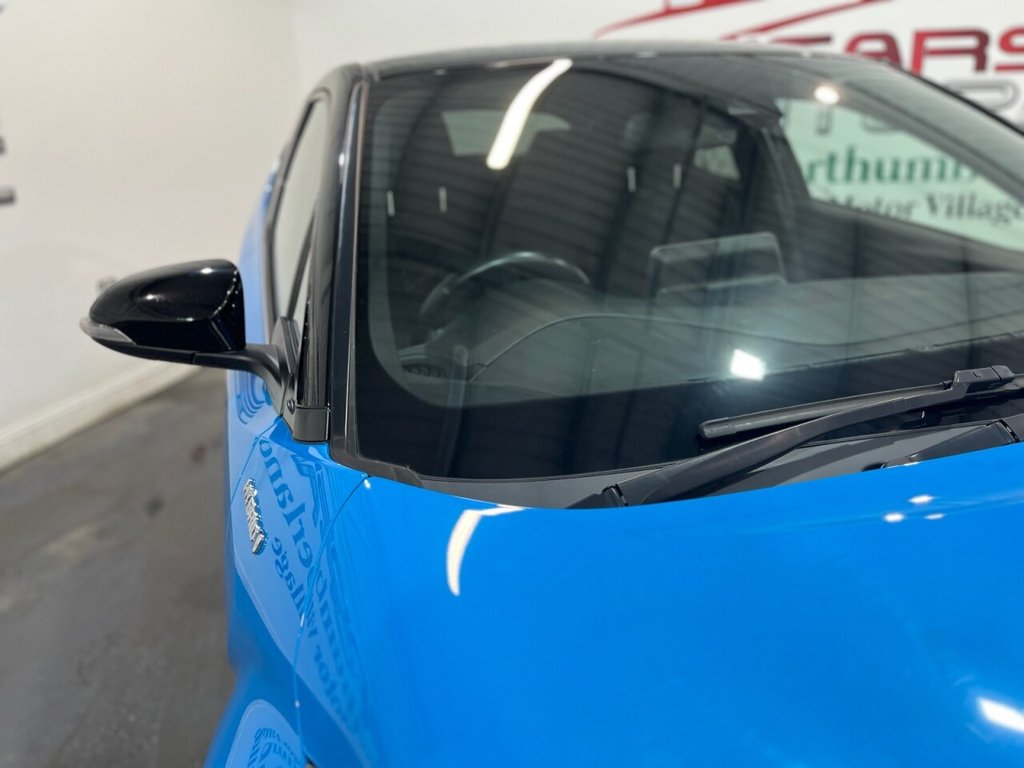 Used Toyota C-HR 2018 for sale - 77133175: Photo 9