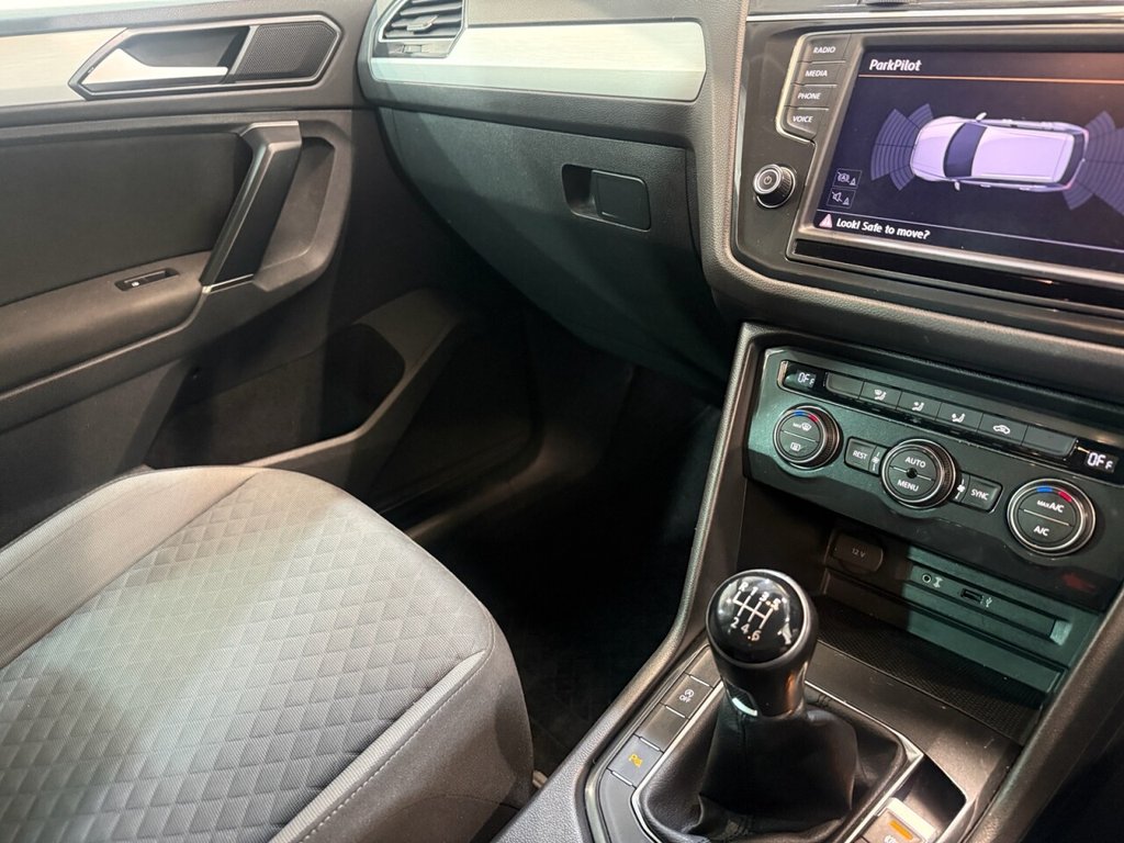 Used Volkswagen Tiguan 2016 for sale - 77499416: Photo 24