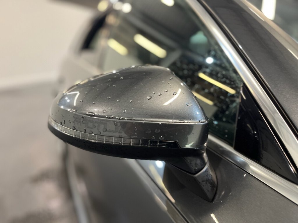 Used Audi A4 Avant 2019 for sale - 75159206: Photo 10