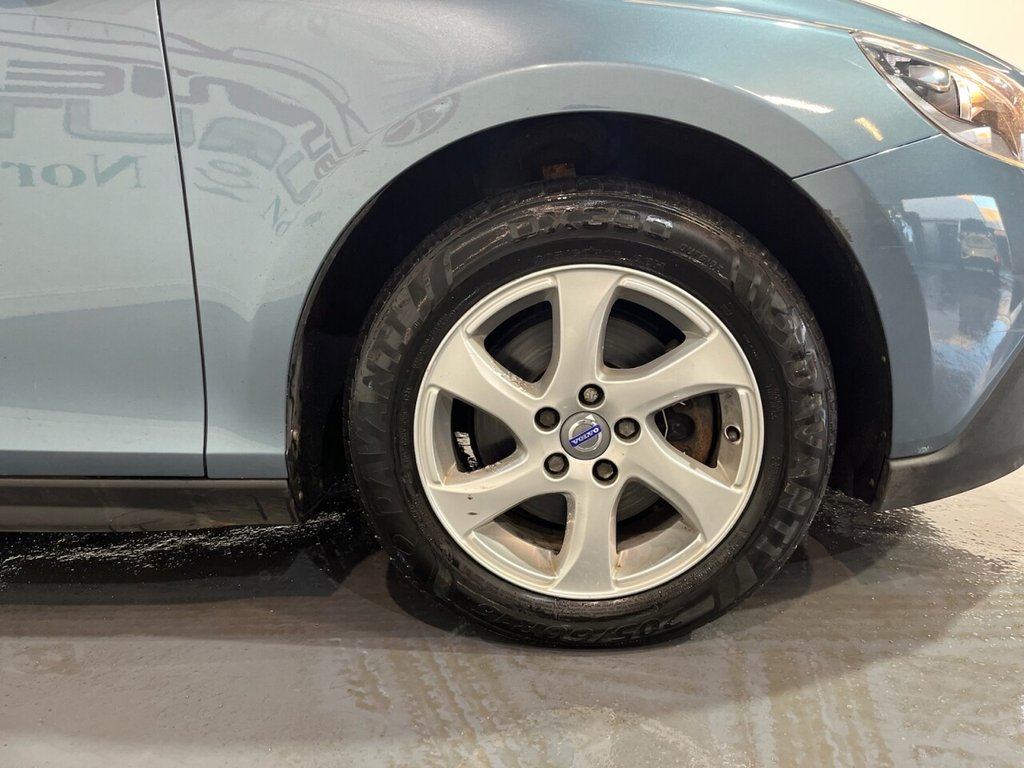 Used Volvo V40 2014 for sale - 76973167: Photo 11