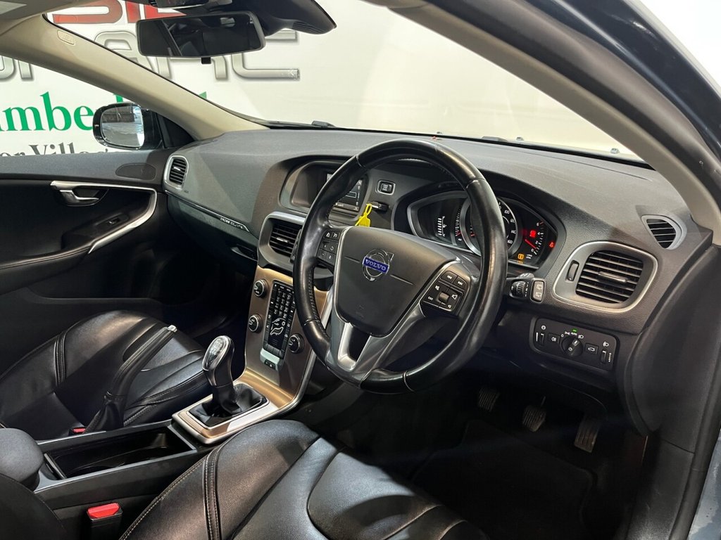 Used Volvo V40 2014 for sale - 76973167: Photo 14