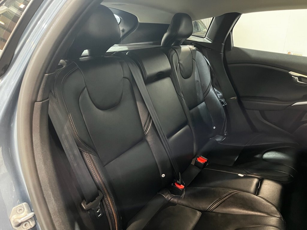 Used Volvo V40 2014 for sale - 76973167: Photo 16