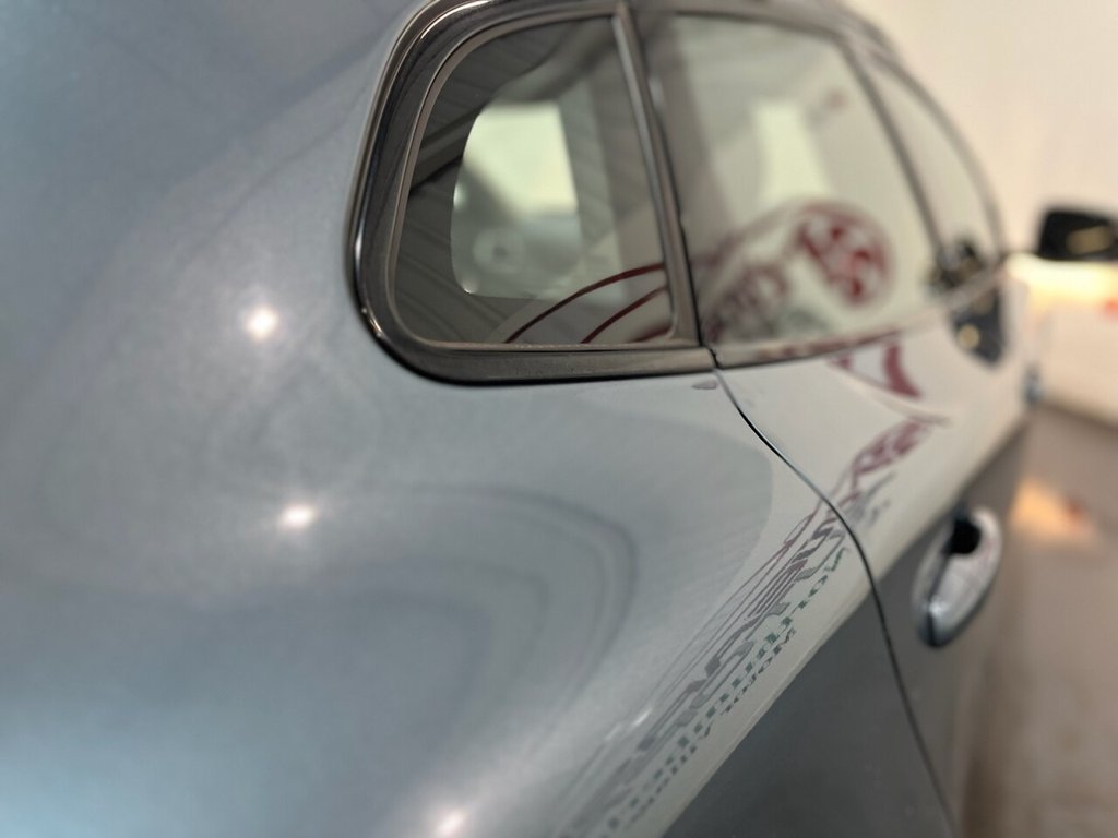 Used Volvo V40 2014 for sale - 76973167: Photo 30