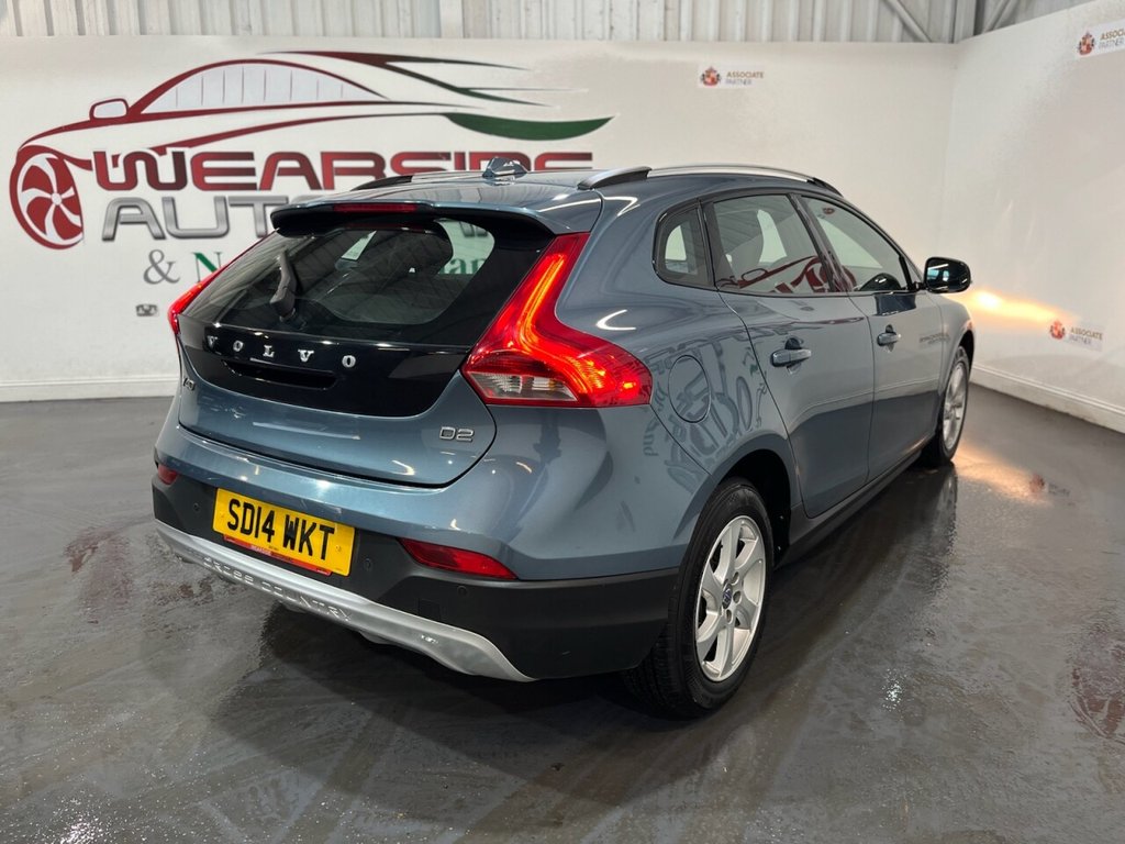 Used Volvo V40 2014 for sale - 76973167: Photo 36