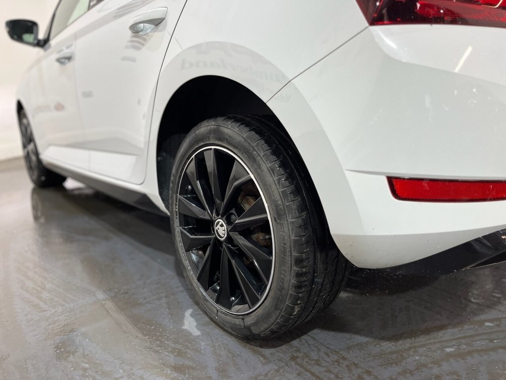 Used Skoda Fabia 2019 for sale - 76386640: Photo 32