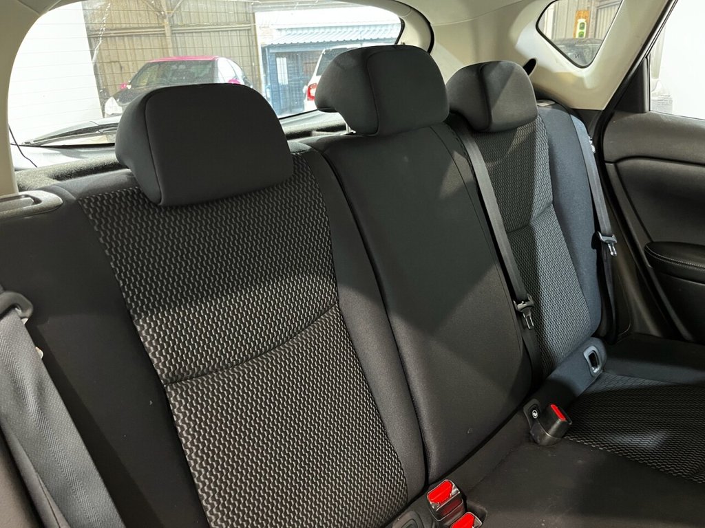 Used Nissan Pulsar 2015 for sale - 76386614: Photo 15