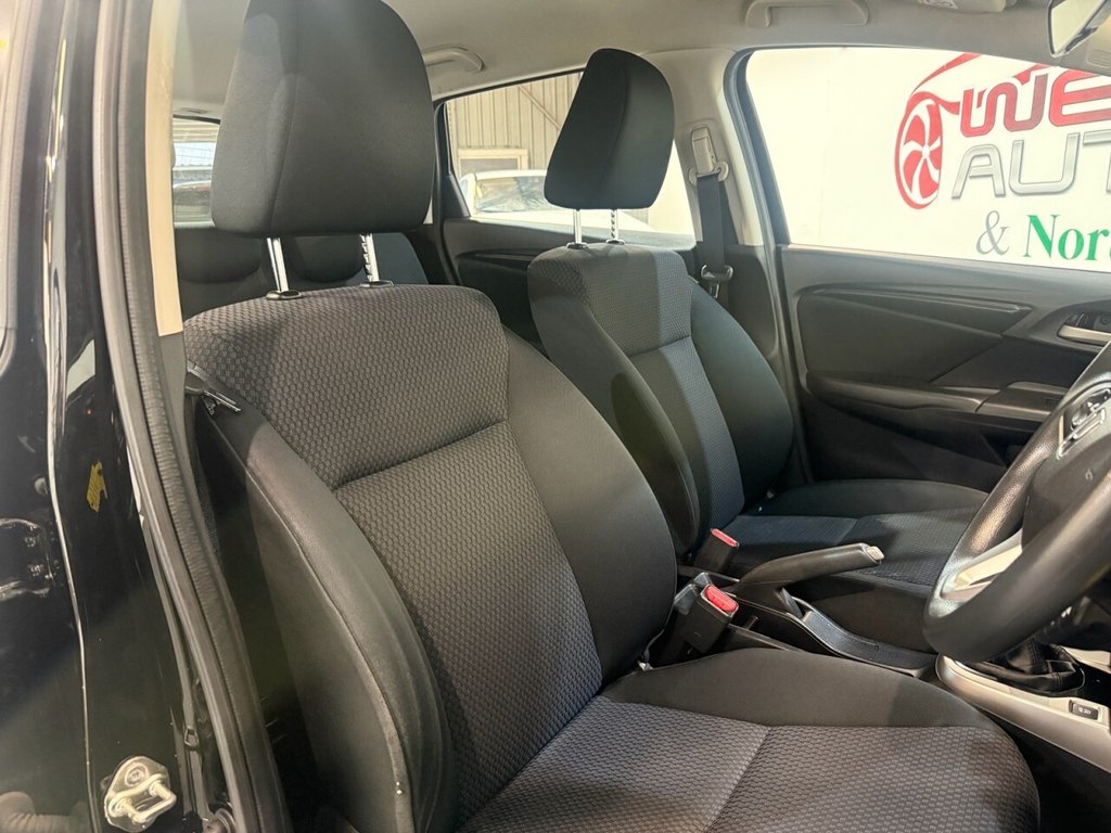 Used Honda Jazz 2018 for sale - 76973149: Photo 11