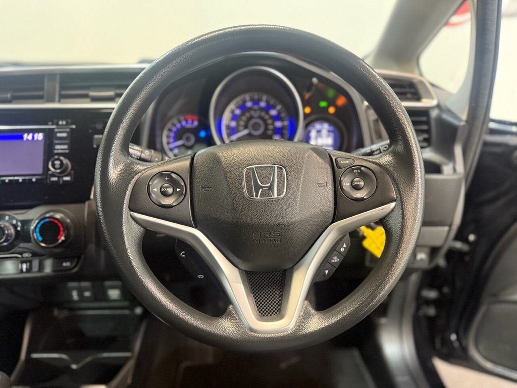 Used Honda Jazz 2018 for sale - 76973149: Photo 23
