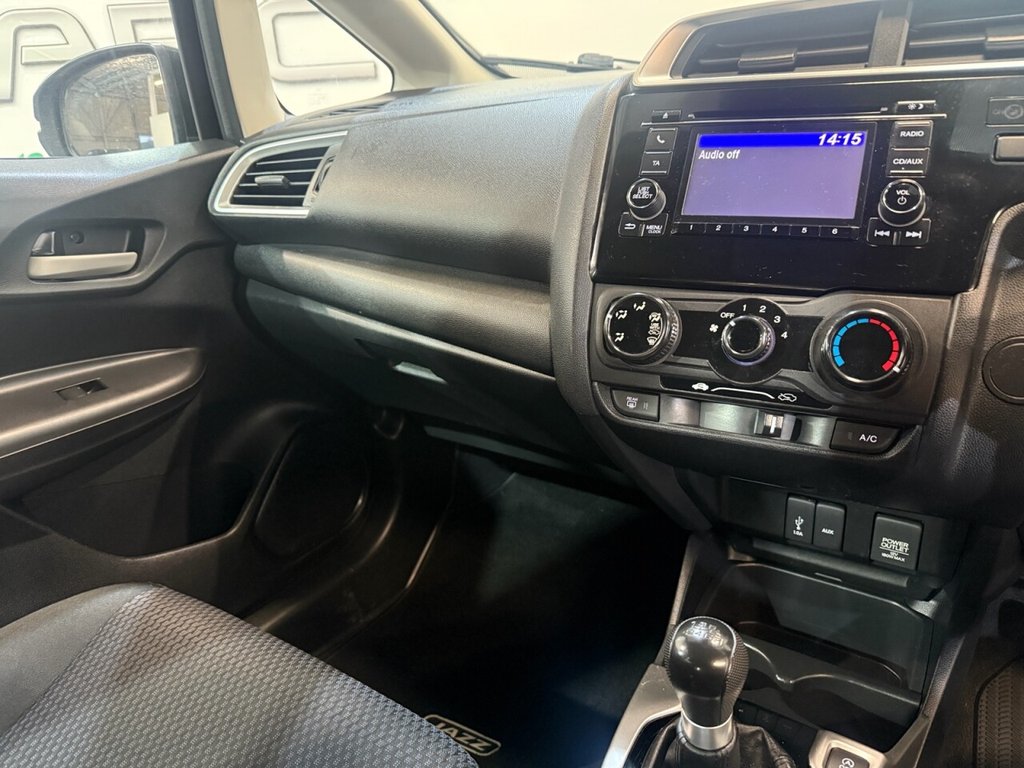 Used Honda Jazz 2018 for sale - 76973149: Photo 24