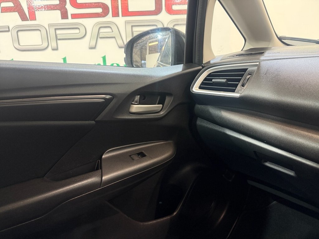 Used Honda Jazz 2018 for sale - 76973149: Photo 27