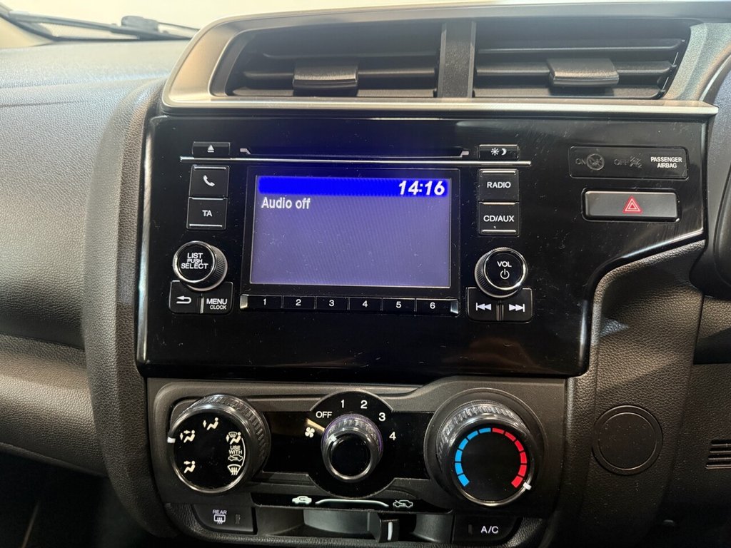 Used Honda Jazz 2018 for sale - 76973149: Photo 29