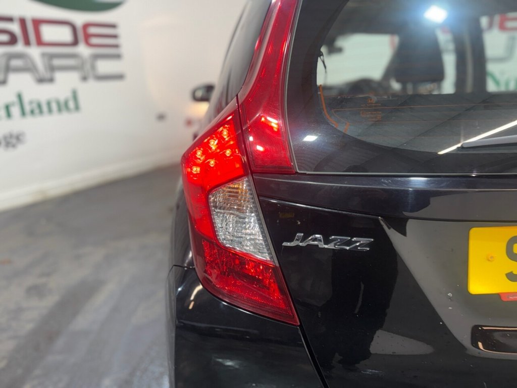 Used Honda Jazz 2018 for sale - 76973149: Photo 32