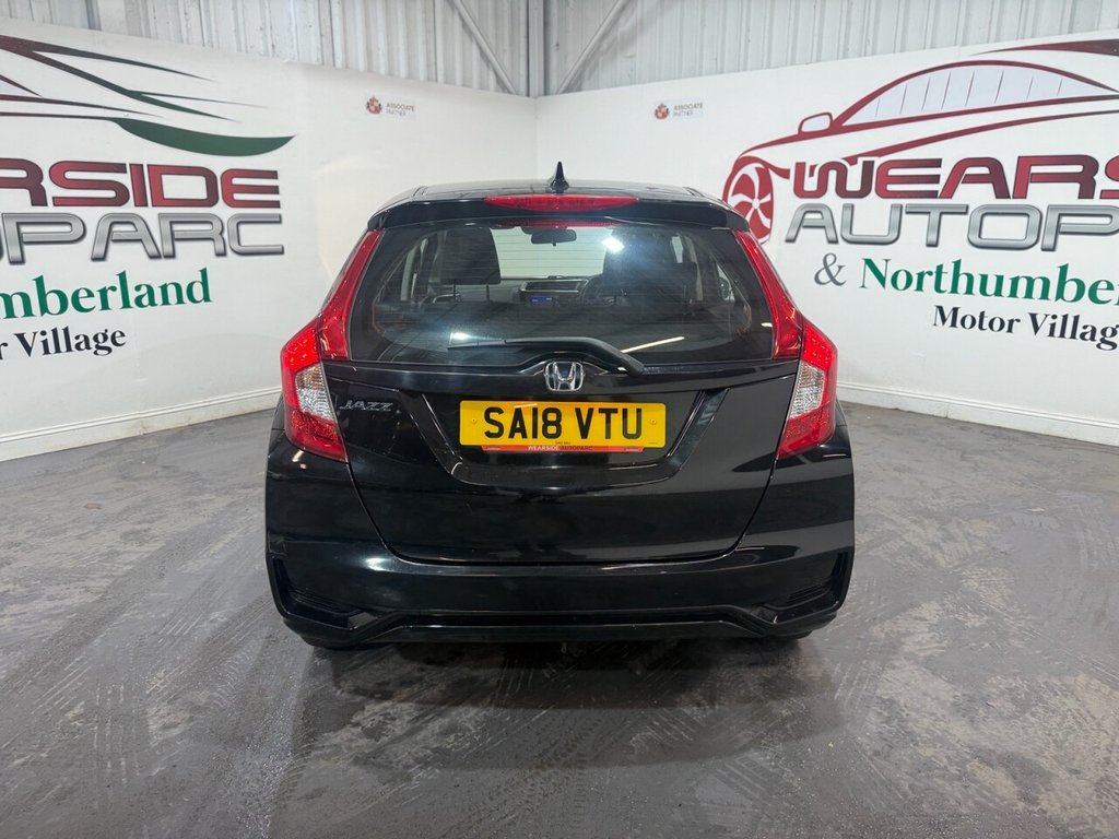 Used Honda Jazz 2018 for sale - 76973149: Photo 38