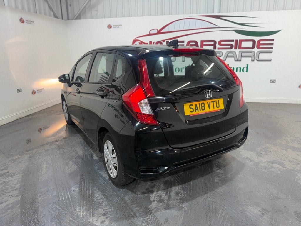 Used Honda Jazz 2018 for sale - 76973149: Photo 39