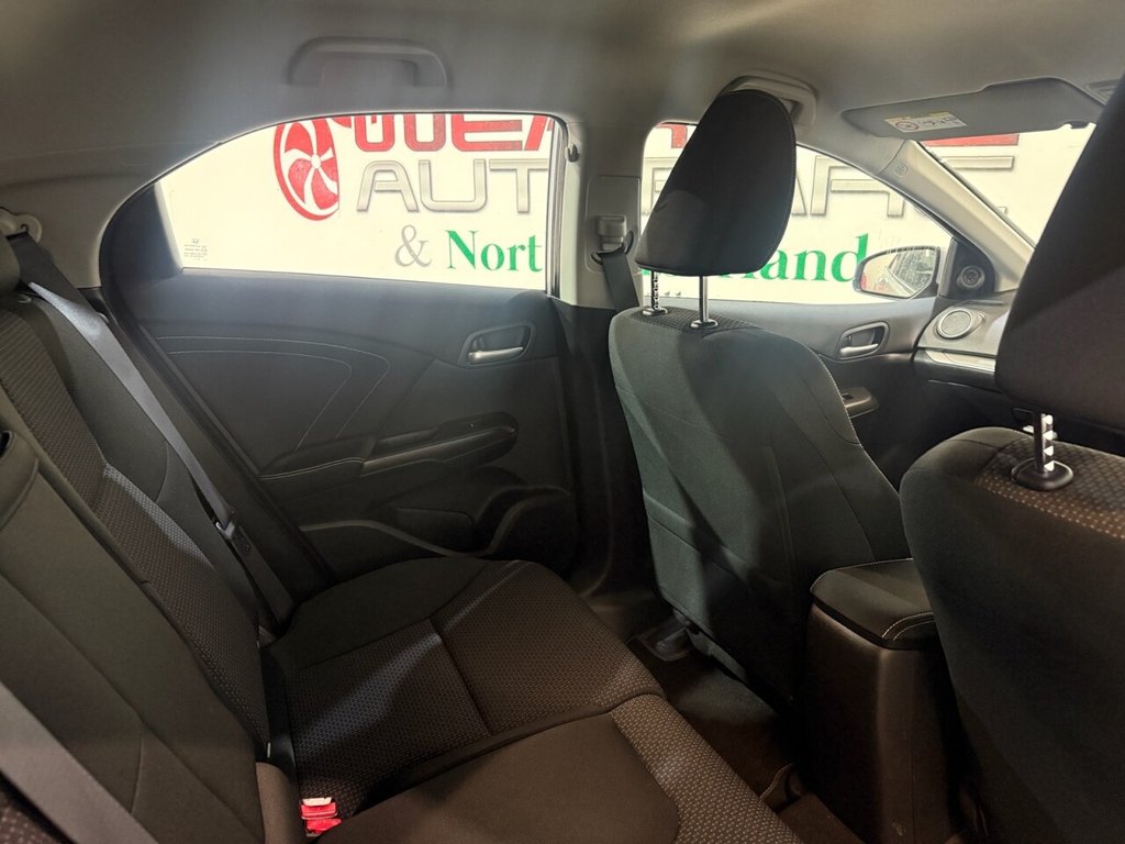 Used Honda Civic 2015 for sale - 76698547: Photo 18