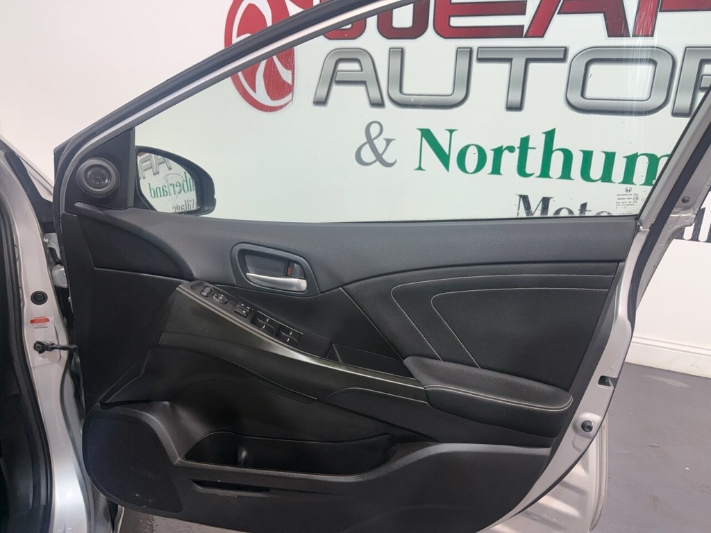 Used Honda Civic 2015 for sale - 76698547: Photo 20