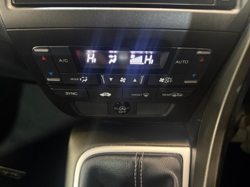 Used Honda Civic 2015 for sale - 76698547: Photo 28