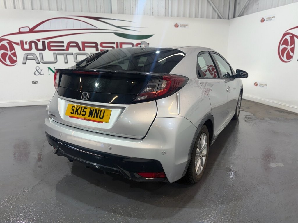 Used Honda Civic 2015 for sale - 76698547: Photo 38