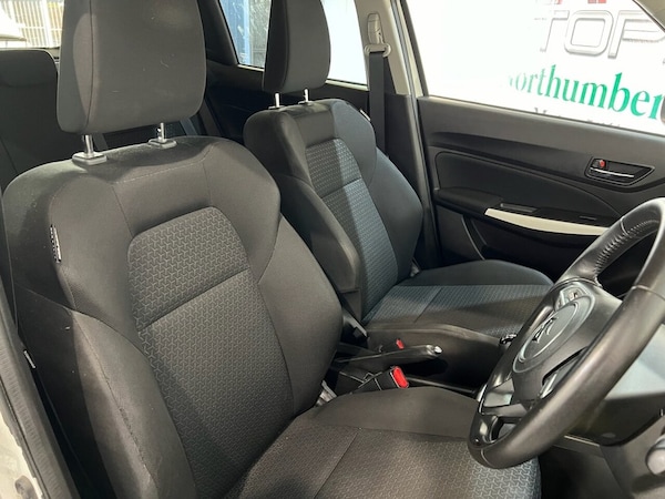 Used Suzuki Swift 2019 for sale - 74277650: Photo 11