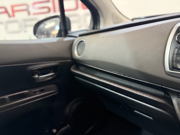 Used Toyota Yaris 2012 for sale - 76210478: Photo 21