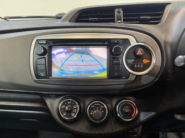 Used Toyota Yaris 2012 for sale - 76210478: Photo 27