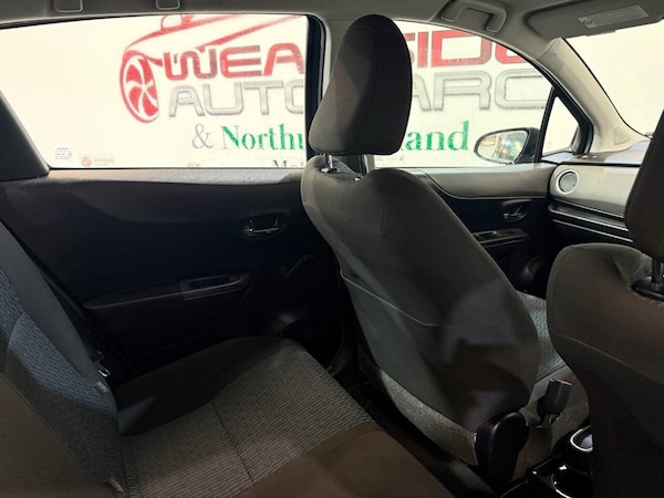 Used Toyota Yaris 2012 for sale - 76210478: Photo 33