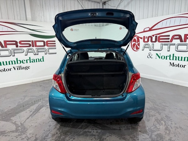Used Toyota Yaris 2012 for sale - 76210478: Photo 43