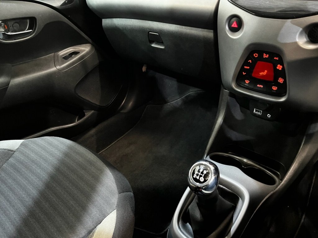 Used Toyota AYGO 2019 for sale - 77919984: Photo 24