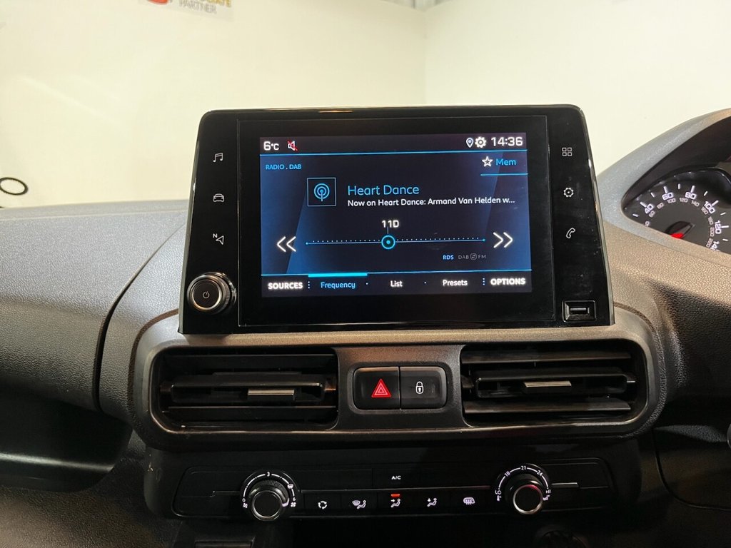 Used Peugeot Partner 2021 for sale - 76900375: Photo 37