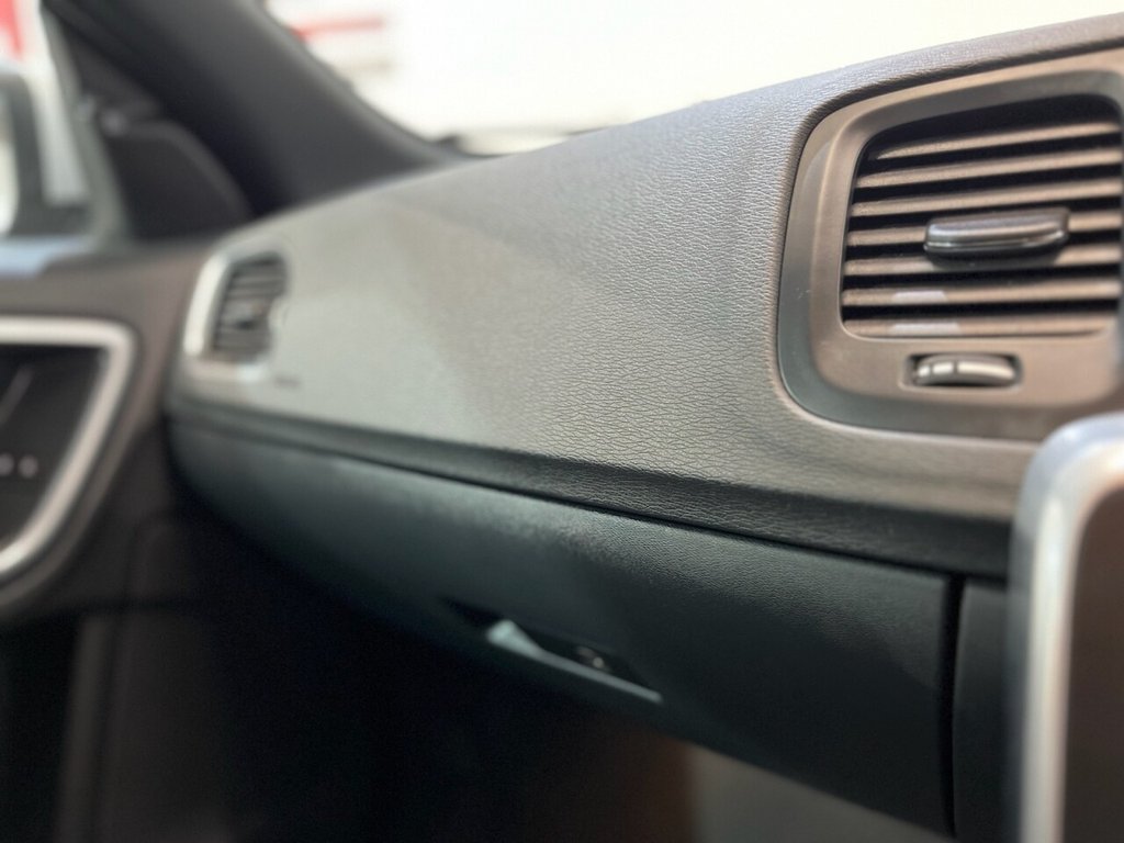 Used Volvo S60 2017 for sale - 76395983: Photo 26