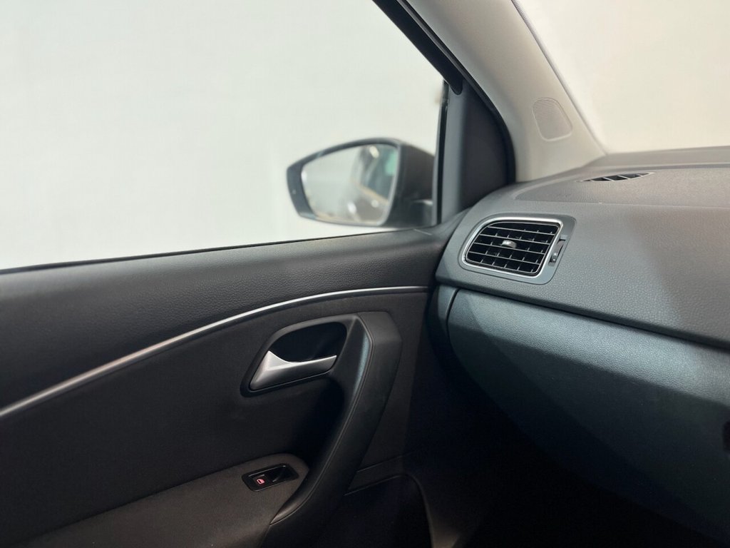 Used Volkswagen Polo 2015 for sale - 78002687: Photo 23