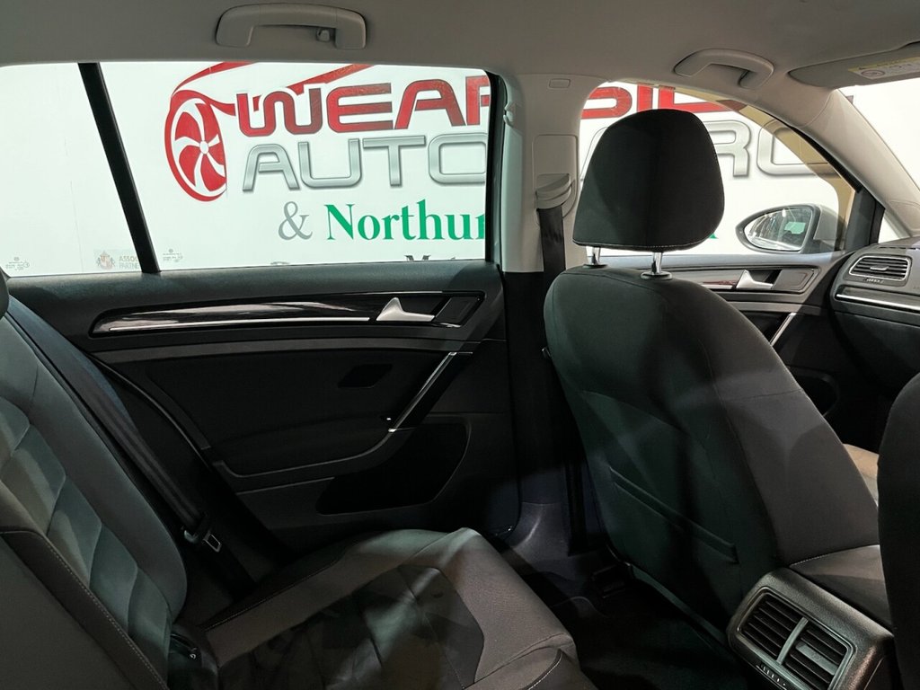 Used Volkswagen Golf 2017 for sale - 76797647: Photo 17