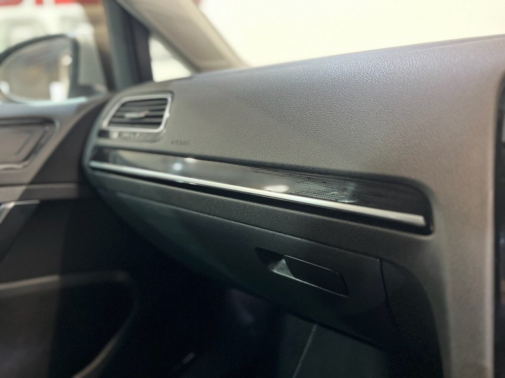 Used Volkswagen Golf 2017 for sale - 76797647: Photo 28