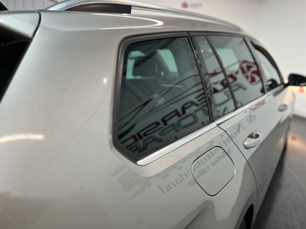 Used Volkswagen Golf 2017 for sale - 76797647: Photo 32