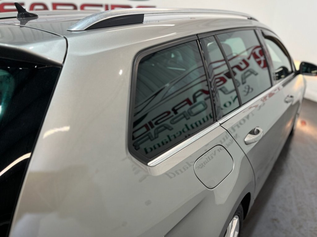 Used Volkswagen Golf 2017 for sale - 76797647: Photo 33