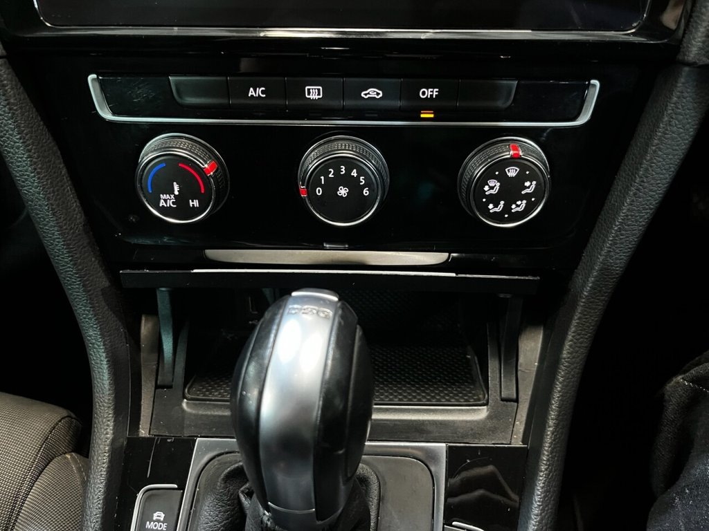 Used Volkswagen Golf 2017 for sale - 76797647: Photo 43