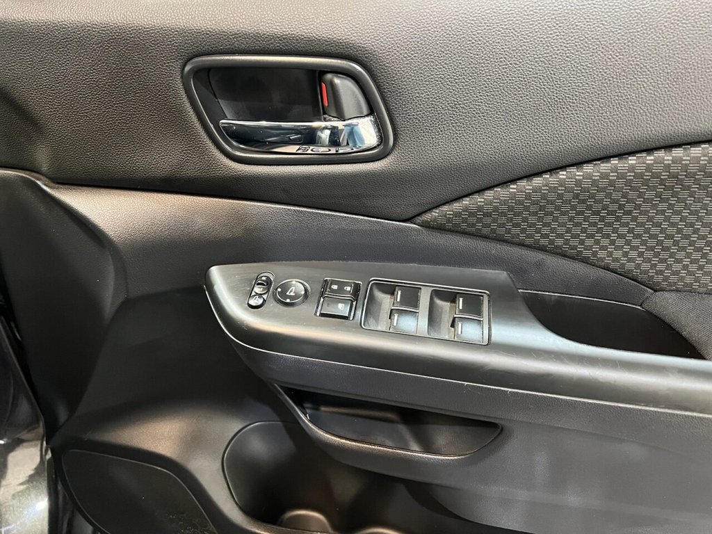 Used Honda CR-V 2018 for sale - 76604553: Photo 15