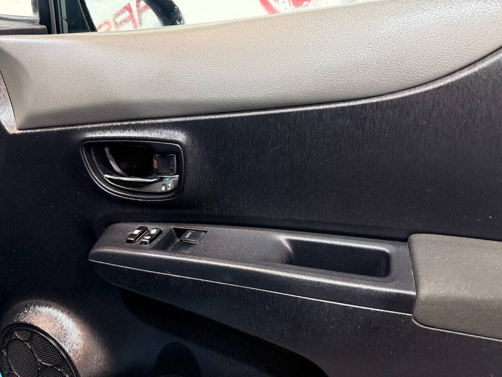 Used Toyota Yaris 2012 for sale - 76591122: Photo 13