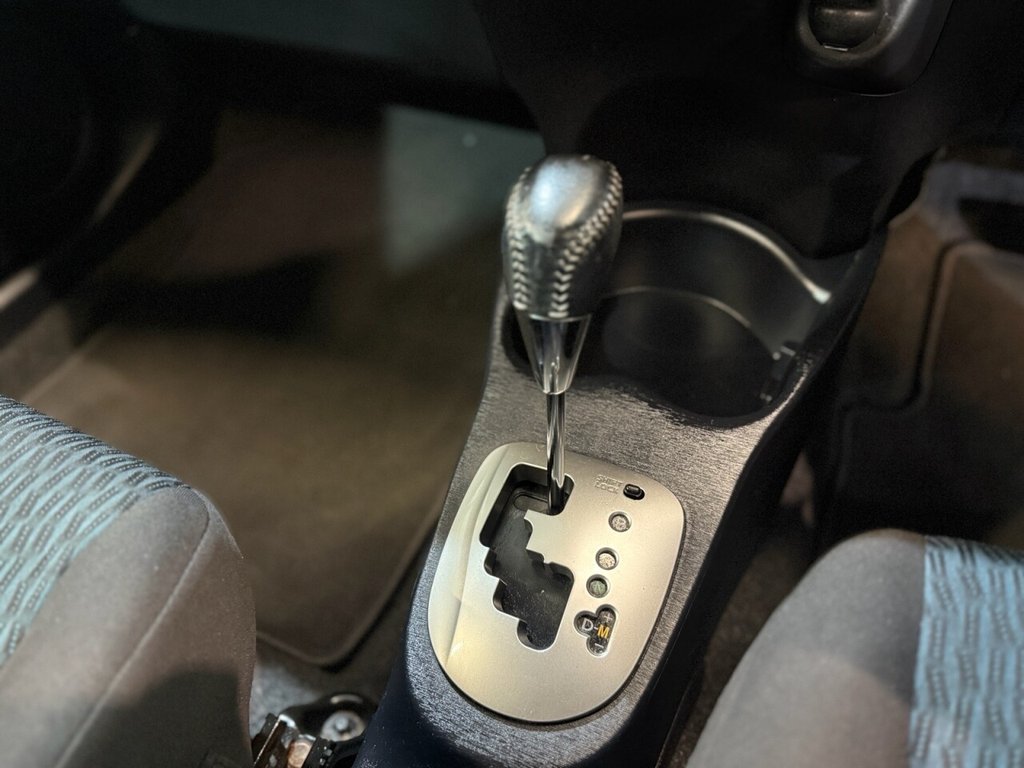 Used Toyota Yaris 2012 for sale - 76591122: Photo 19