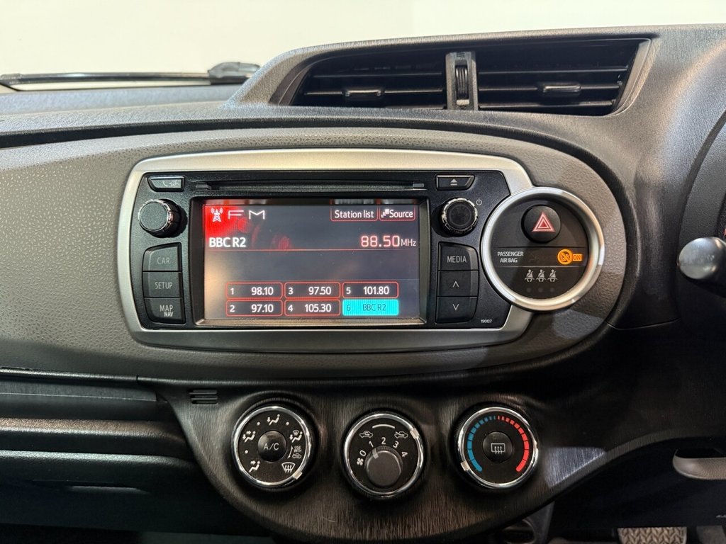 Used Toyota Yaris 2012 for sale - 76591122: Photo 26