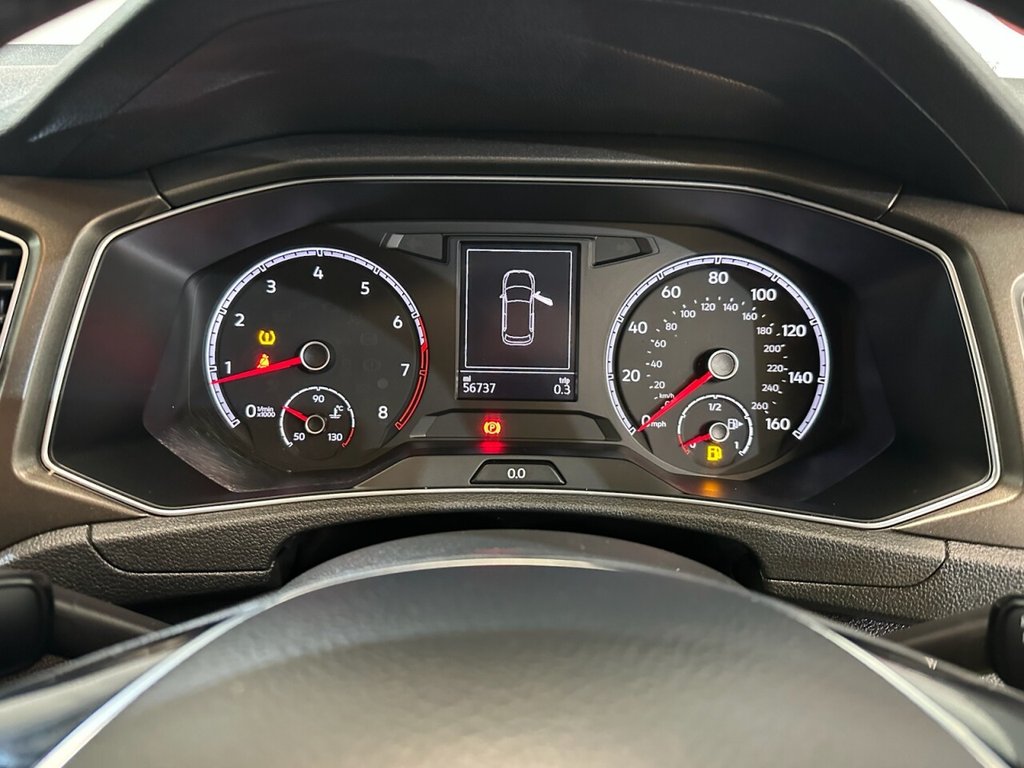 Used Volkswagen T-Roc 2018 for sale - 76454607: Photo 10