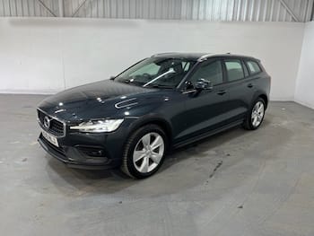 Used Volvo V60 2019 for sale - 79790792: Photo
