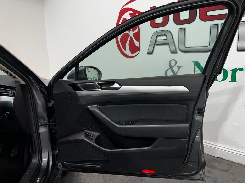 Used Volkswagen Passat 2017 for sale - 76395649: Photo 20